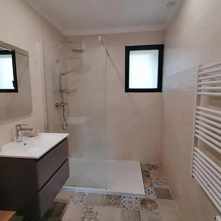 Szálloda Ajaccio-villa Moderne Et Familiale 4*